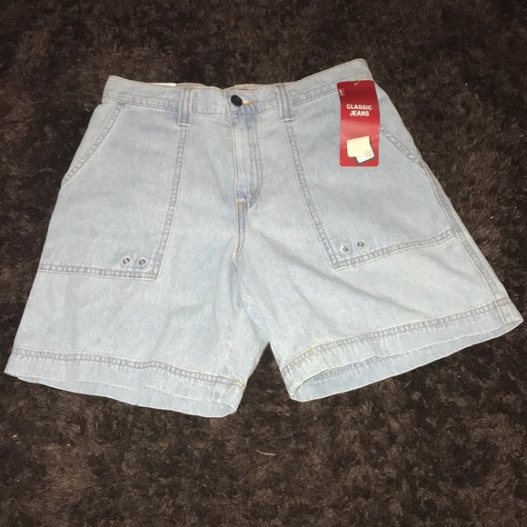 Levi's Pants - Nwt classic Levis Strauss shorts